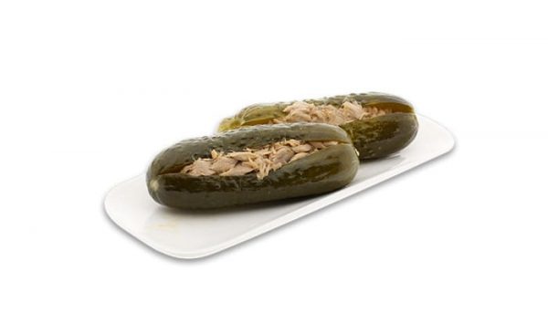 pepino relleno de anchoa